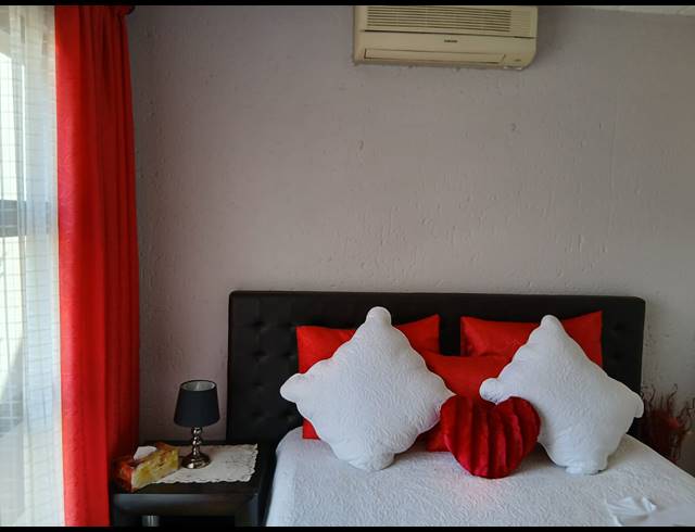 2 BEDROOM APARTMENT FOR SALE IN KEY WEST ESTATE